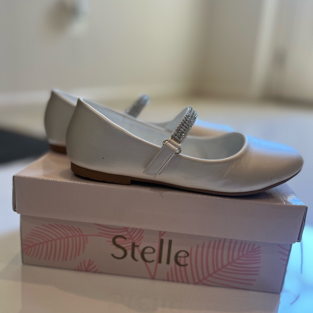 Stelle Girls White Mary Jane Rhinestone Low Heel Wedding Church Shoes